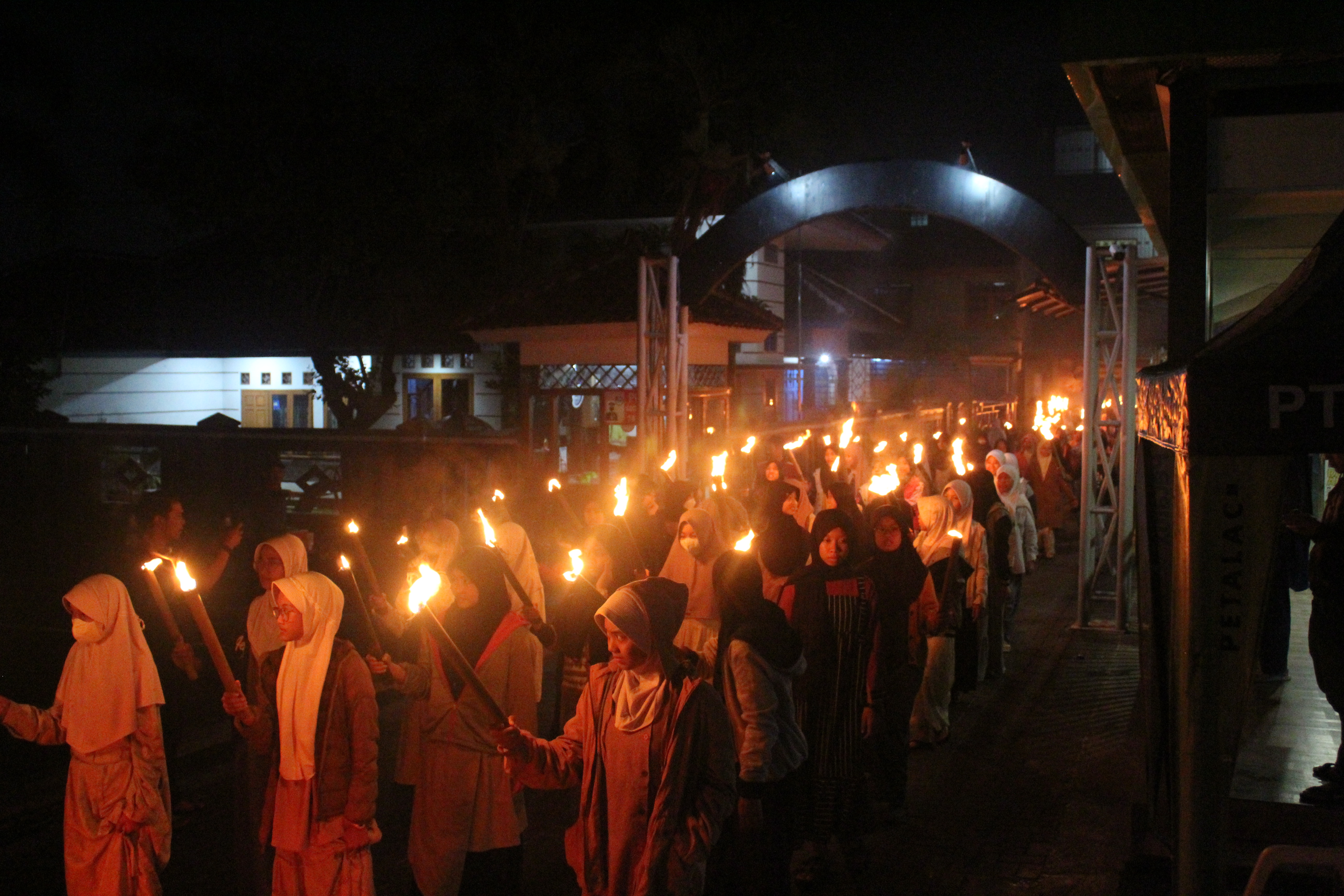 Pawai Obor Ramadan 1445H