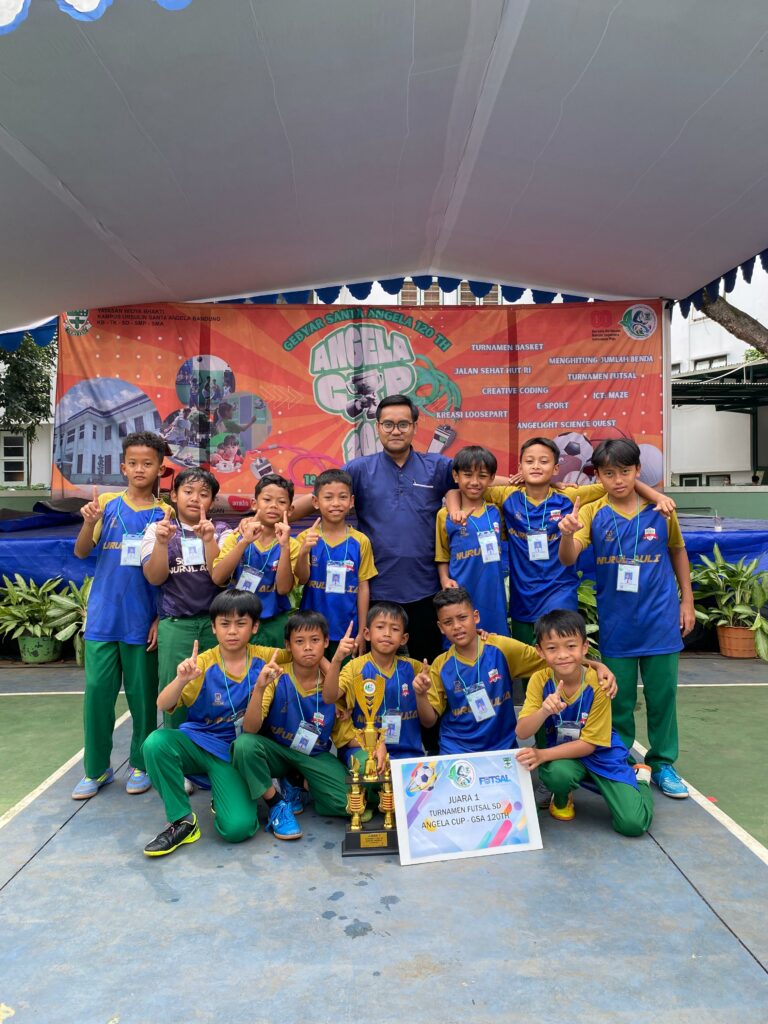 Tim Futsal SD Plus Nurul Aulia JUARA 1
