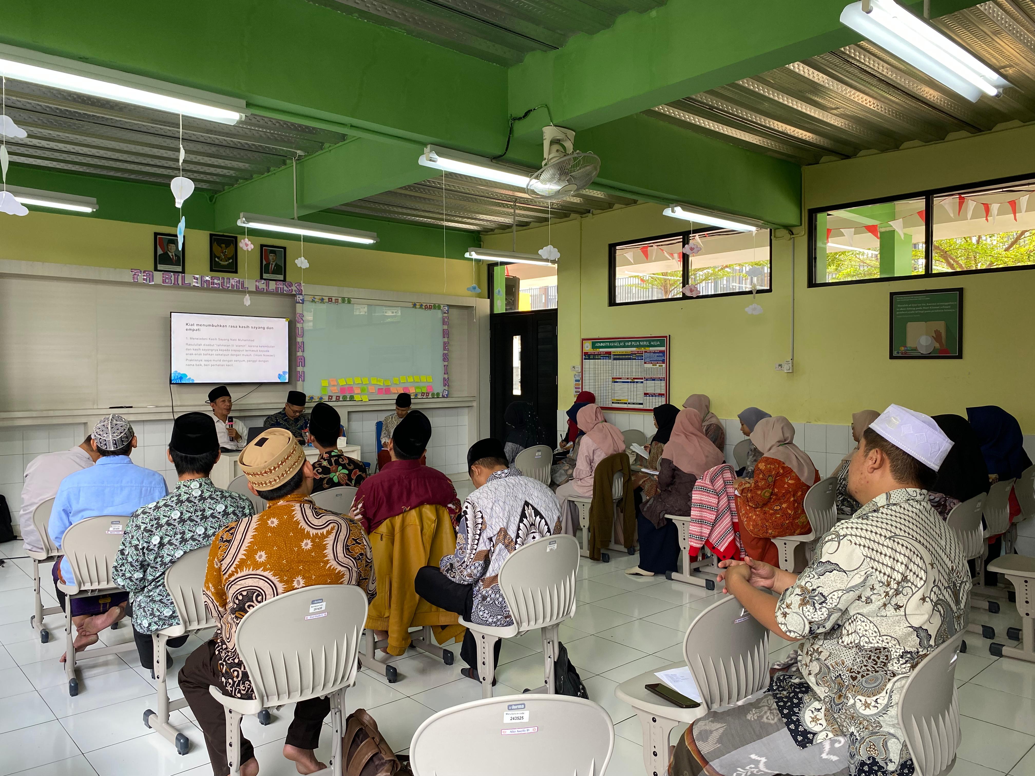  Learning Center Guru Keagamaan 