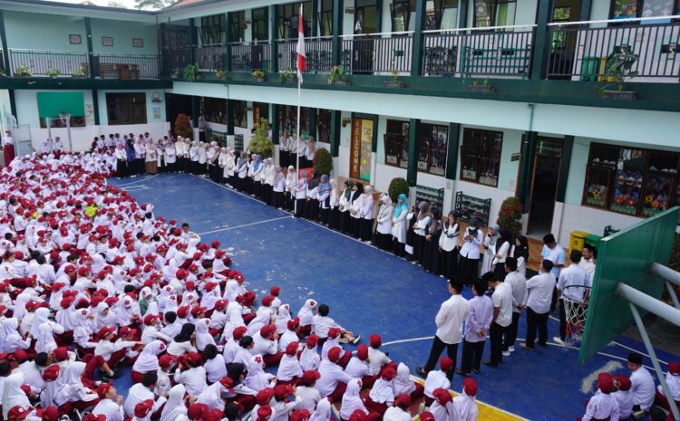  Upacara HARI GURU 2025 